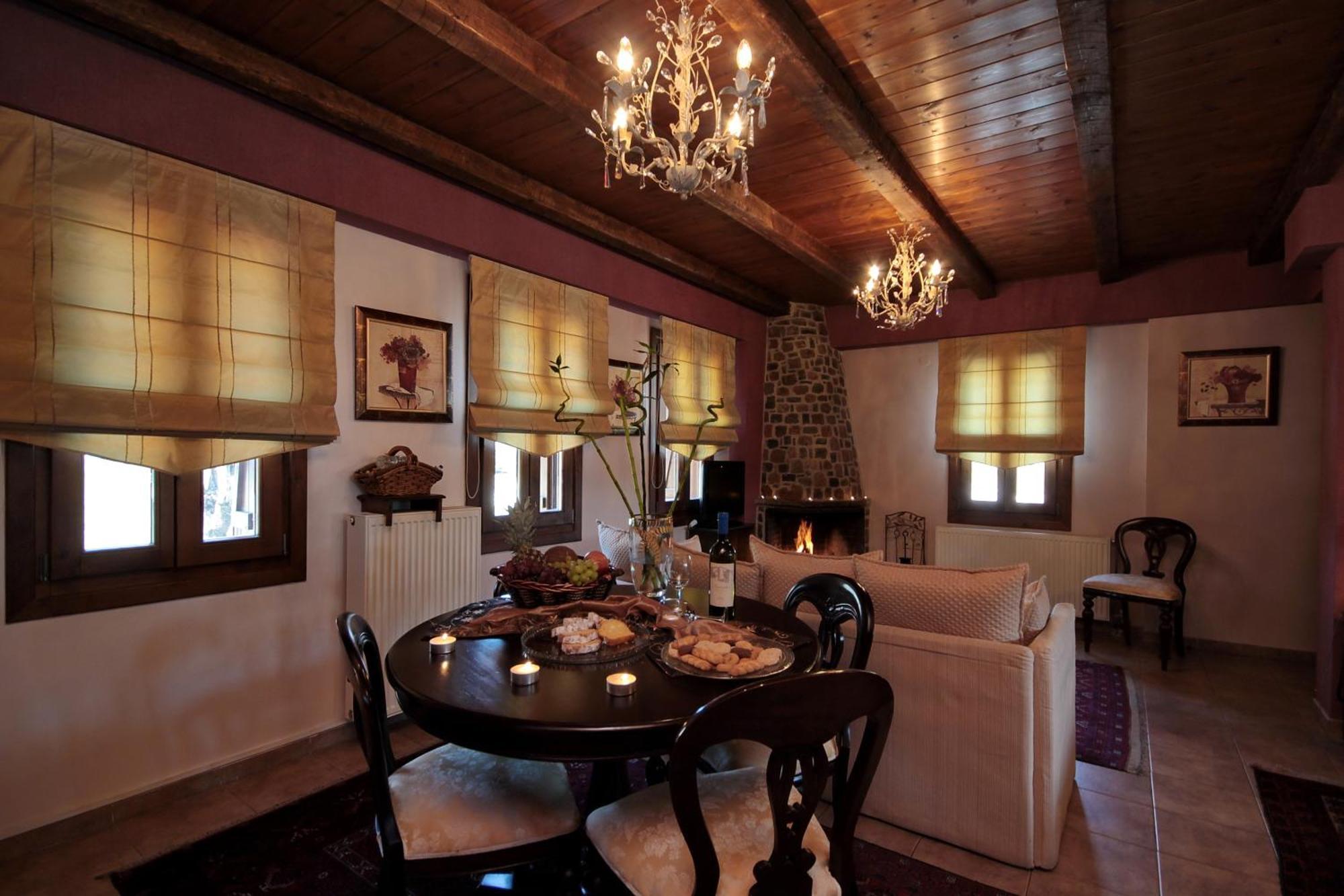 Menalia Villas & Suites Κτημα Κουμπουρη Levidi Room photo